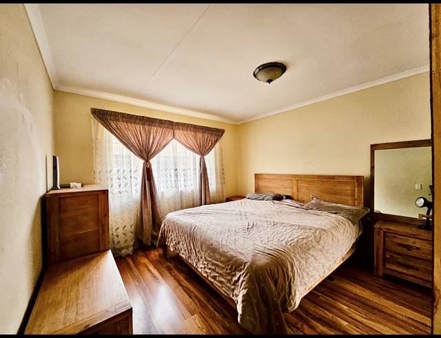 3 bed property to rent in TERENURE